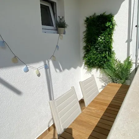 Mamma Mia Apartments-city Center Hvar Town