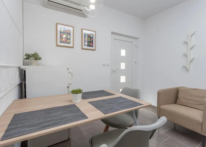 Mamma Mia Apartments-city Center Apartman Hvar Town