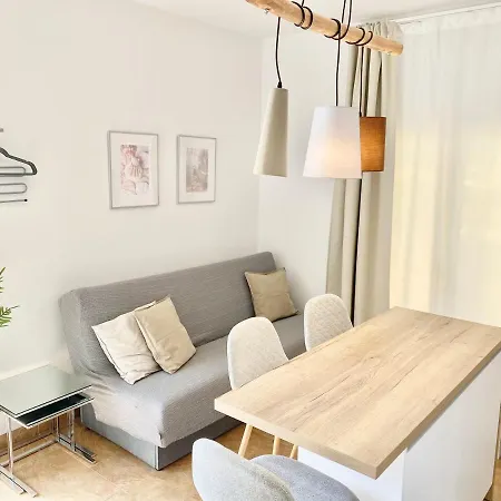 Mamma Mia Apartments-city Center Апартаменты *