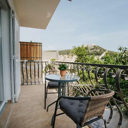 Mamma Mia Apartments-city Center * Χβαρ