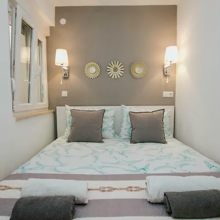 Mamma Mia Apartments-city Center * Χβαρ