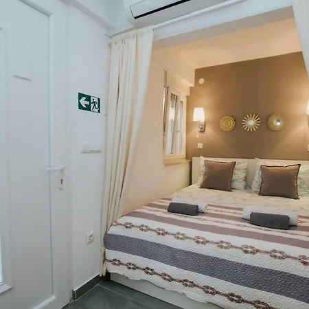 Апартаменты Mamma Mia Apartments-city Center Хвар