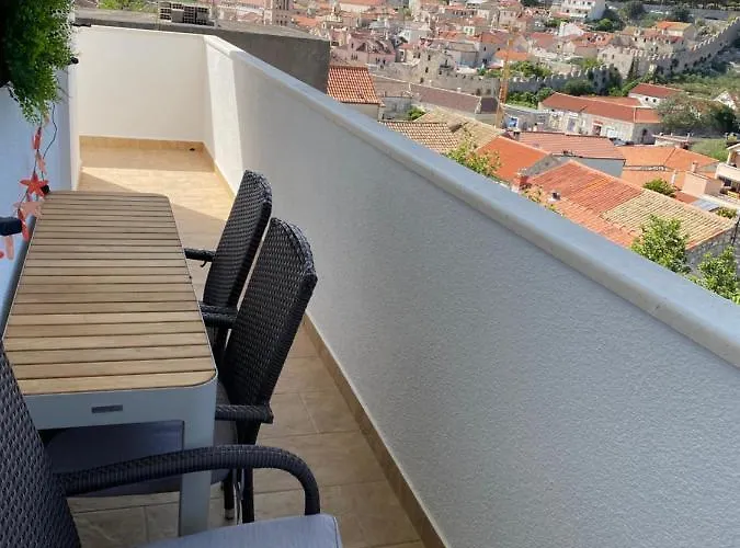 Апартаменты Mamma Mia Apartments-city Center *