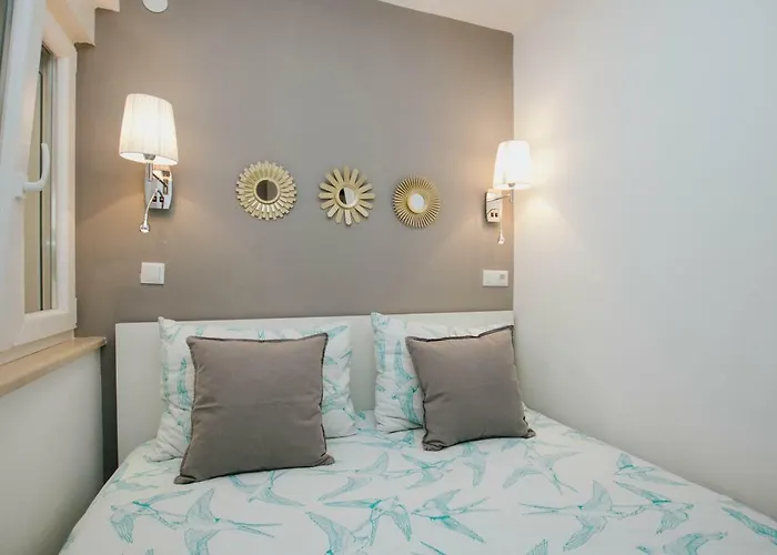 Mamma Mia Apartments-city Center * Хвар