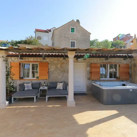 Mamma Mia Apartments-city Center * Hvar Town